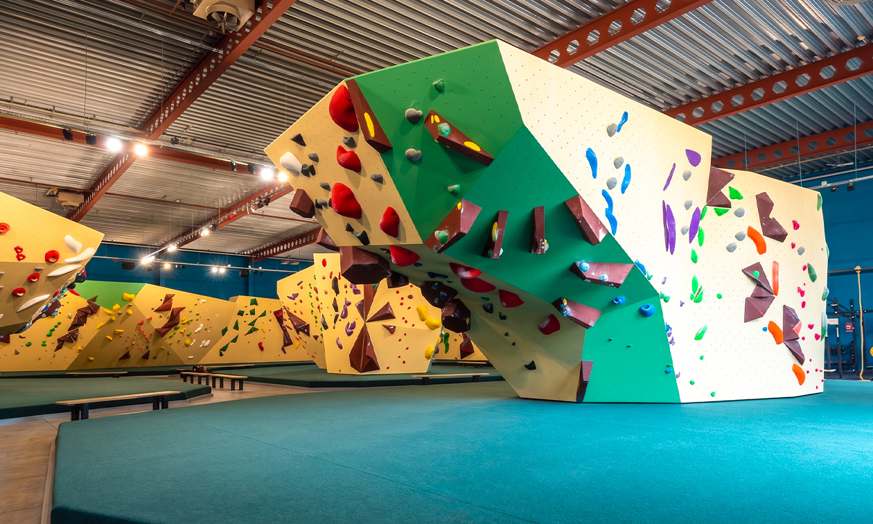 Apex Boulders