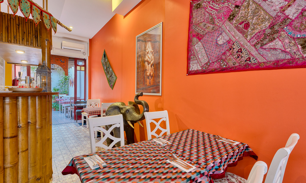Curry Palace & Tandoor