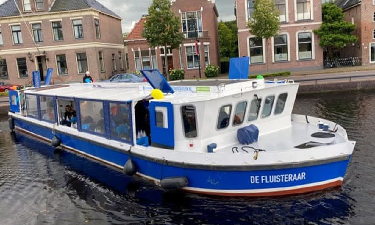 Rondvaartboot Assen