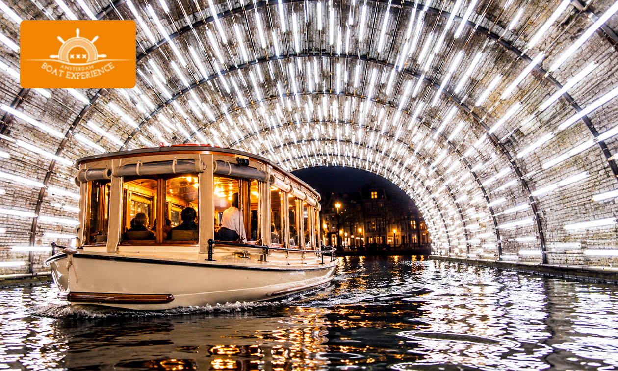 Canal Light Cruise-rondvaart (75 min) + evt. onbeperkt drankjes