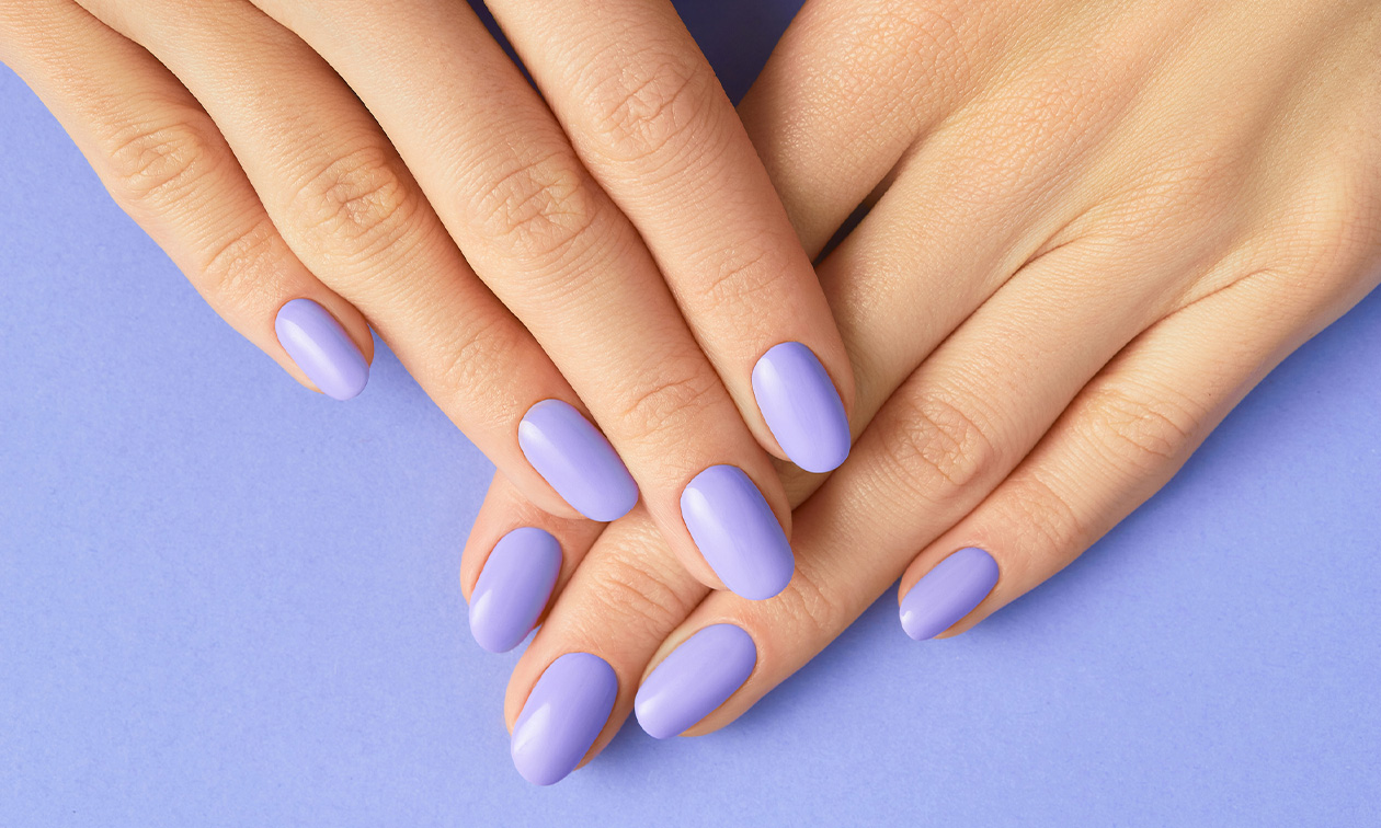 Pose américaine ou manucure au choix + vernis semi-permanent près de Liège