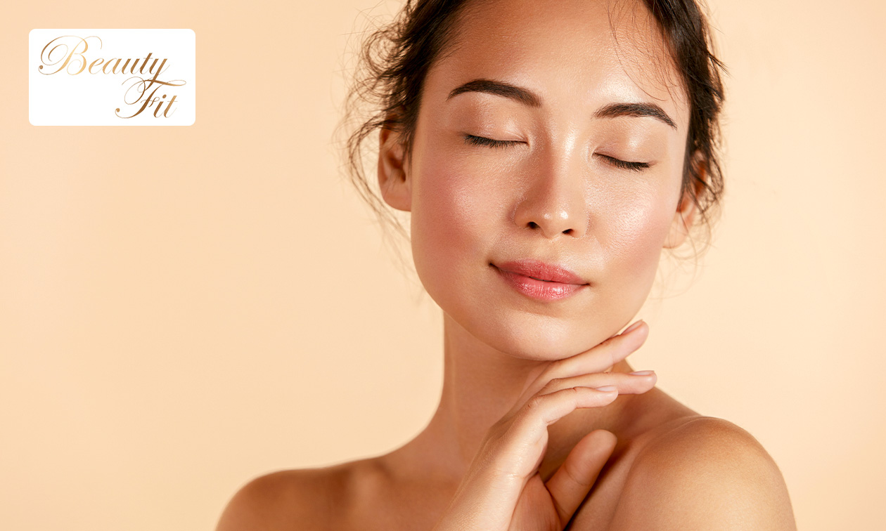 Huidverbeterende gezichtsbehandeling naar keuze