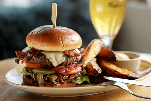 Burger på Café Nöa'h