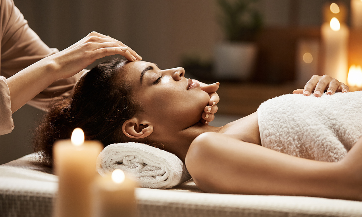 Massage naar keuze (25 of 50 min) Massage naar keuze (25 of 50 min)